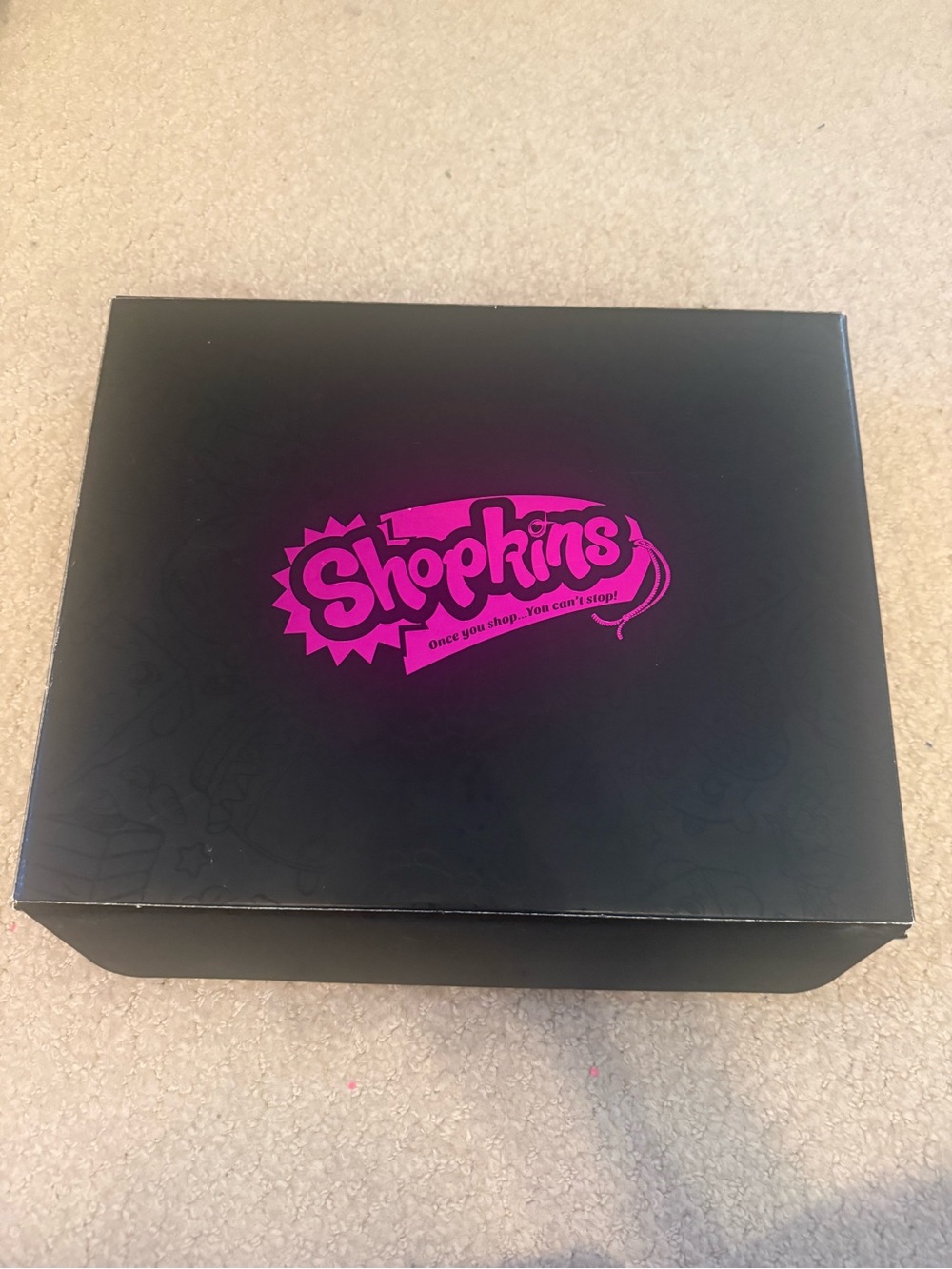 Shopkins Black Exclusive Mystery Box - missing one!